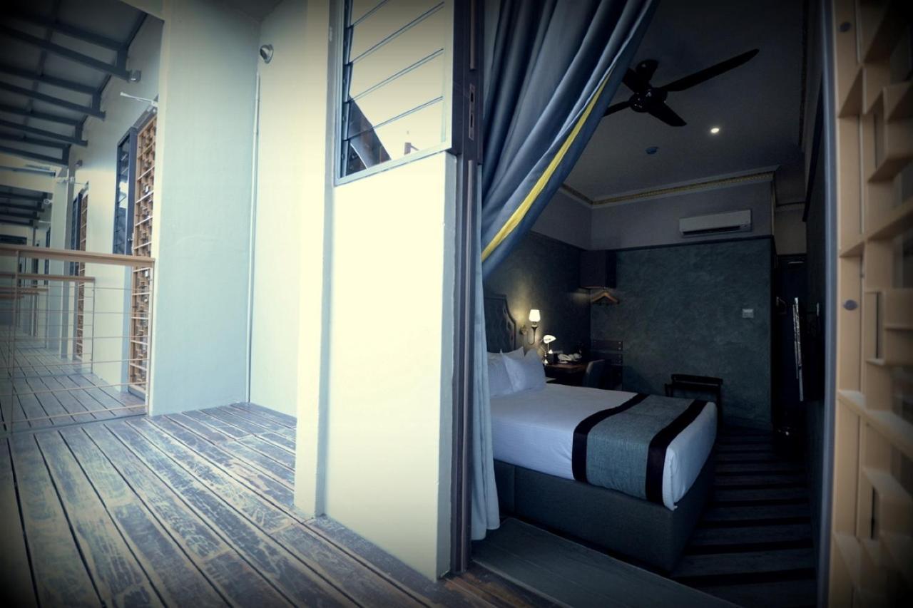 1969 Business Suites @ Ipoh Garden Bagian luar foto