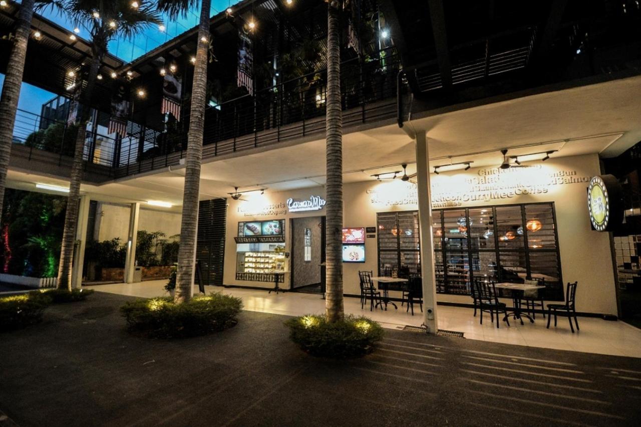 1969 Business Suites @ Ipoh Garden Bagian luar foto