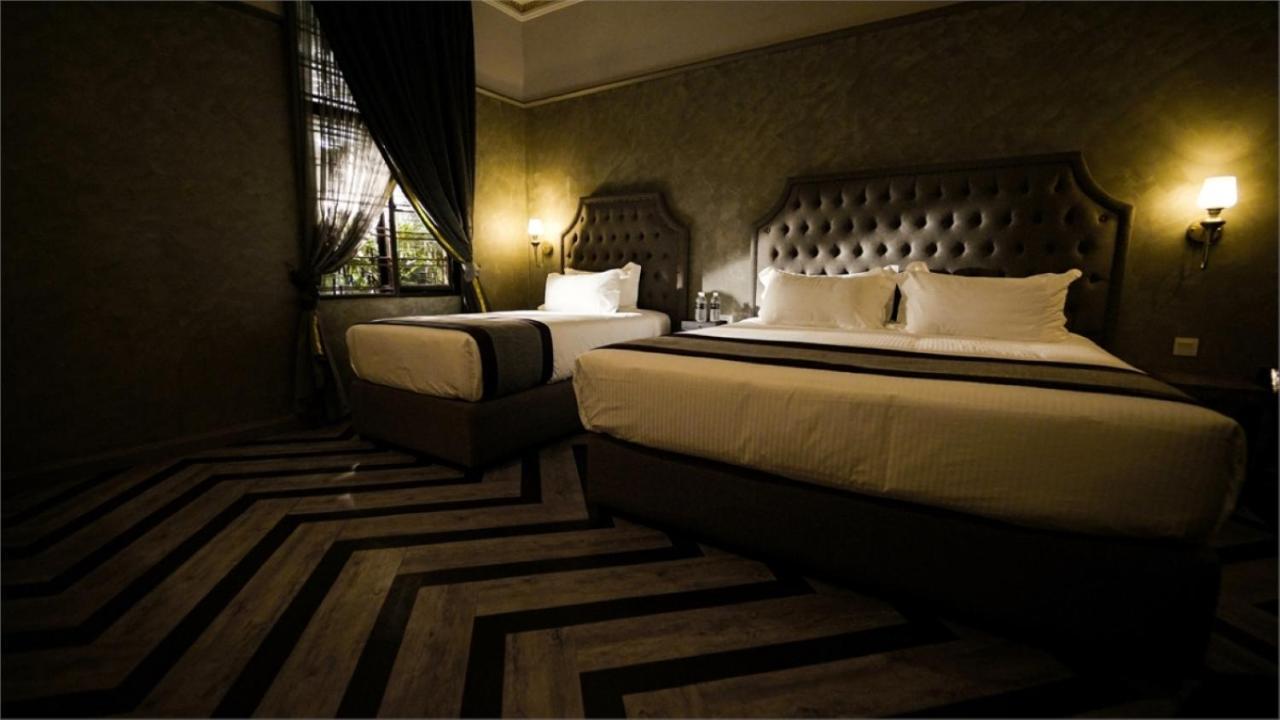 1969 Business Suites @ Ipoh Garden Bagian luar foto