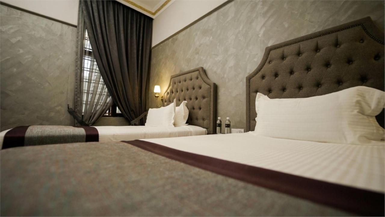 1969 Business Suites @ Ipoh Garden Bagian luar foto